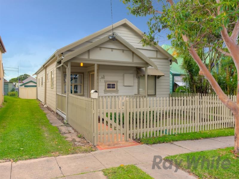 5 High Street, Waratah NSW 2298