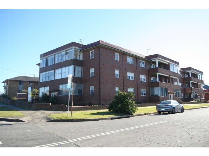 9/76 Parkway Avenue, Cooks Hill NSW 2300