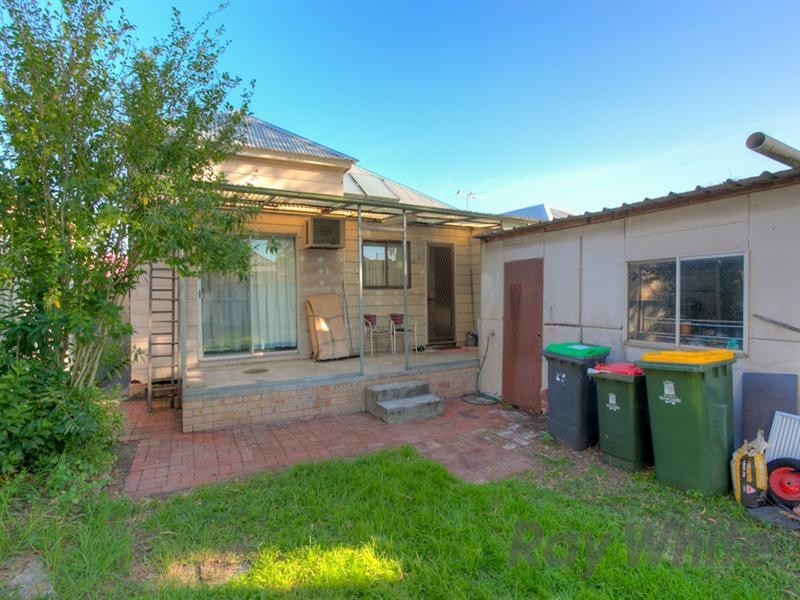 21 Croydon Street, Mayfield NSW 2304