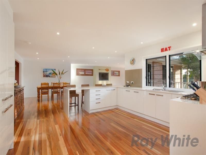 4 Rosemount Court, Eleebana NSW 2282