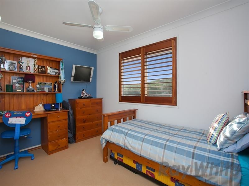 4 Rosemount Court, Eleebana NSW 2282