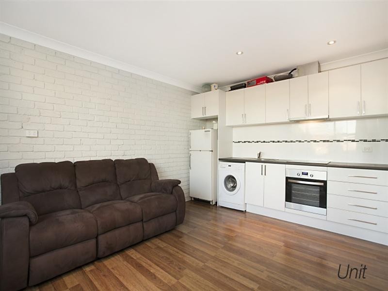 37 Teralba Road, Broadmeadow NSW 2292