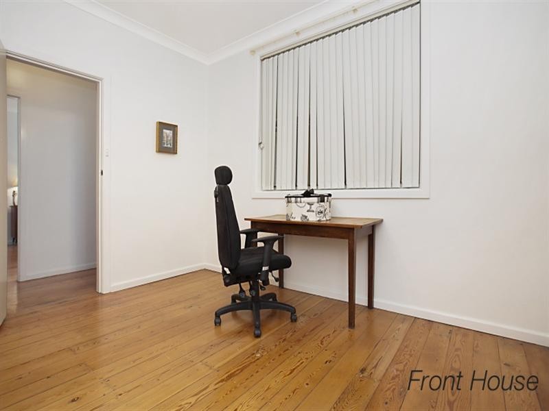 37 Teralba Road, Broadmeadow NSW 2292