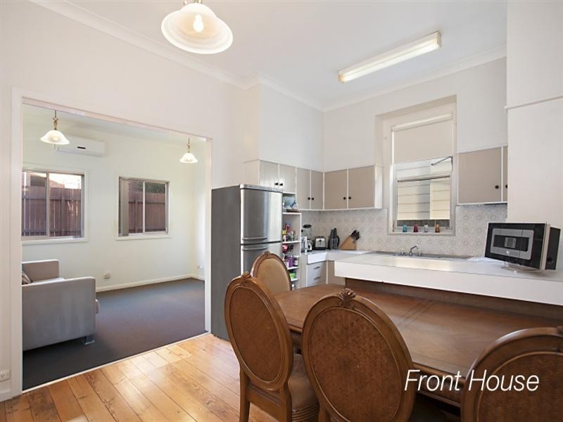 37 Teralba Road, Broadmeadow NSW 2292