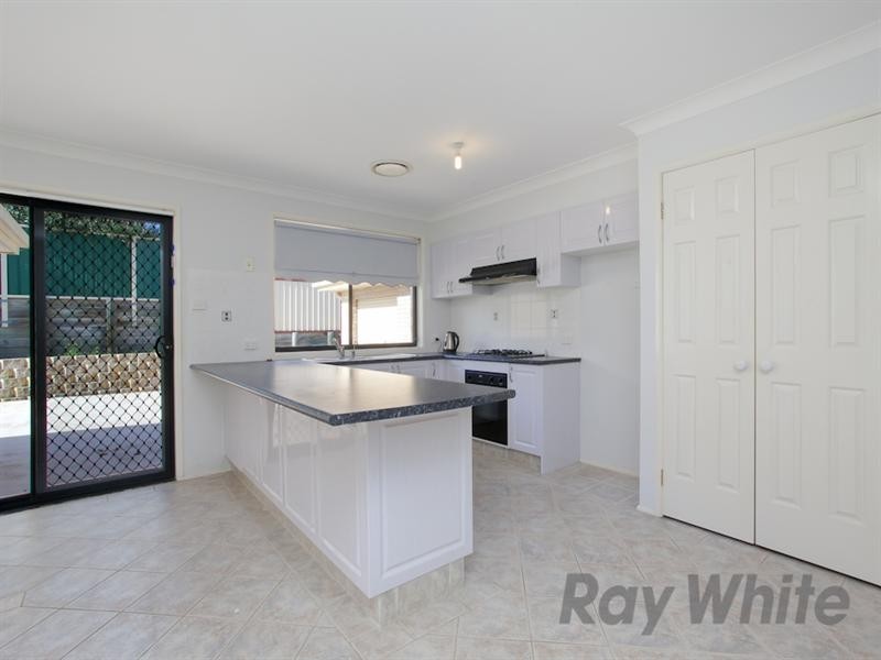 19 Toucan Close, Cameron Park NSW 2285