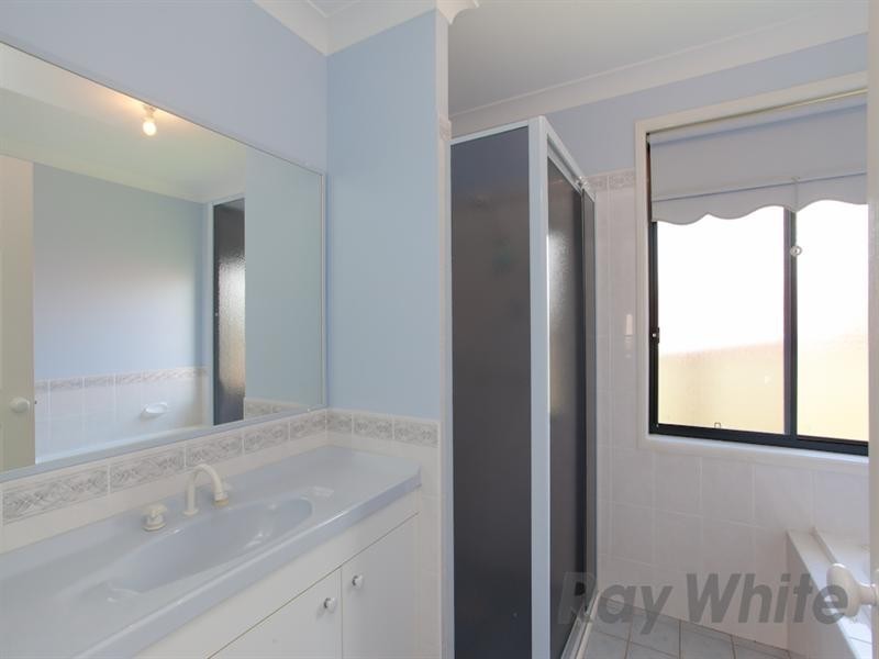 19 Toucan Close, Cameron Park NSW 2285