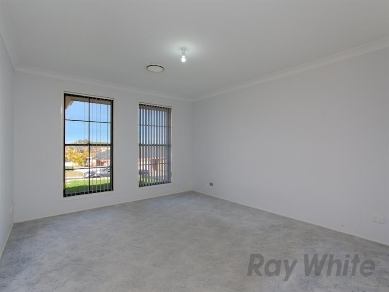 19 Toucan Close, Cameron Park NSW 2285