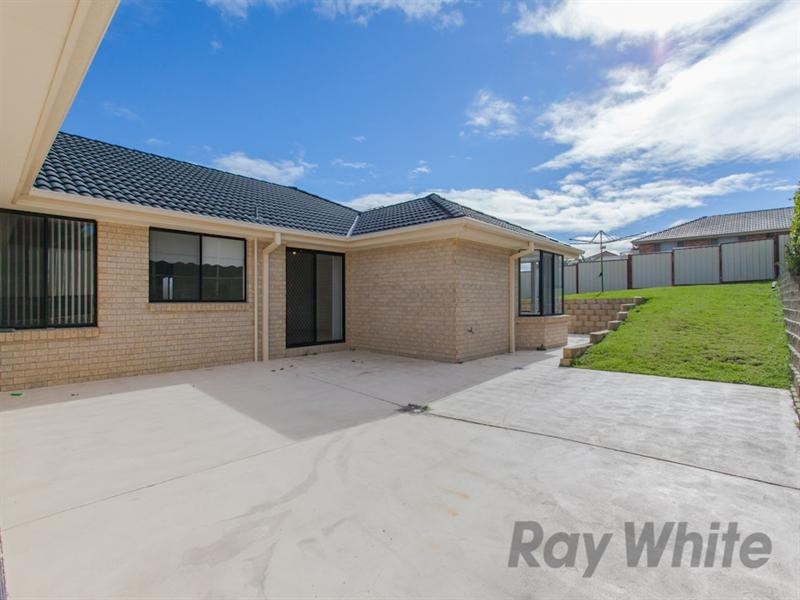 19 Toucan Close, Cameron Park NSW 2285
