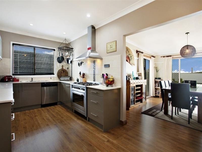 19 Alhambra Avenue, Macquarie Hills NSW 2285