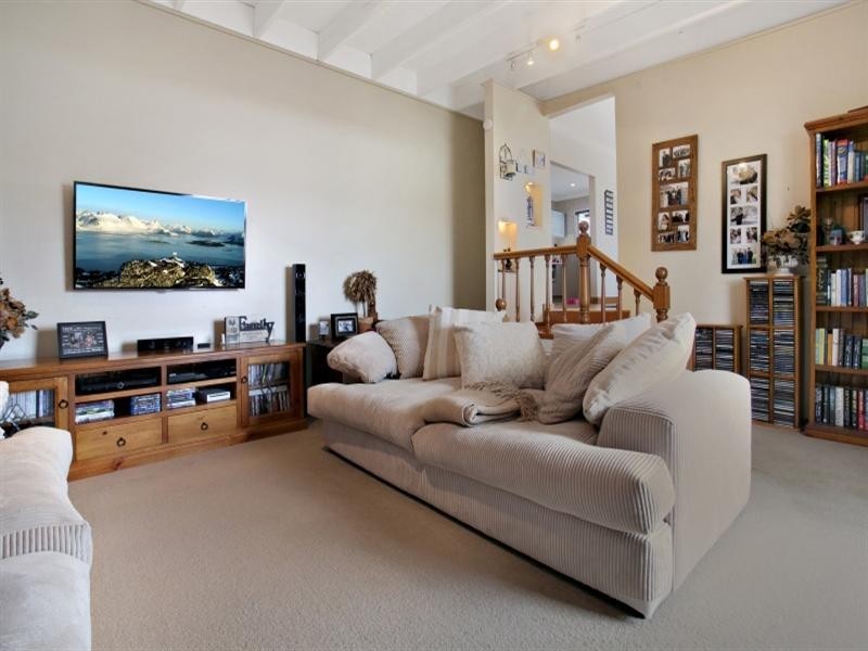 19 Alhambra Avenue, Macquarie Hills NSW 2285