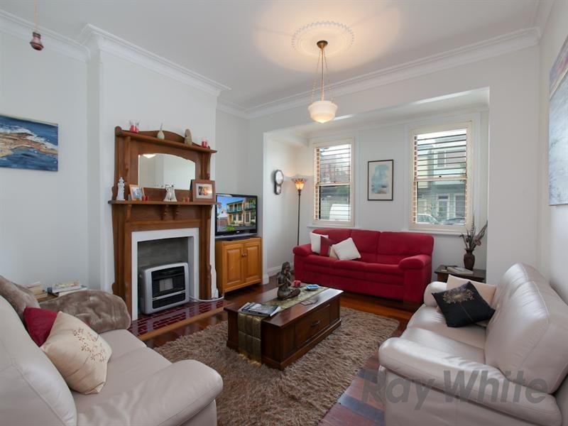 6 Zaara Street, Newcastle East NSW 2300