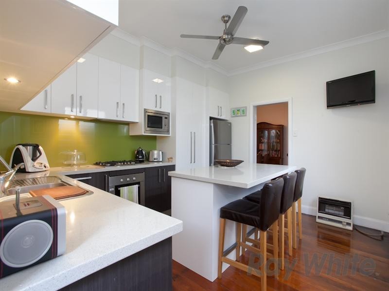 6 Zaara Street, Newcastle East NSW 2300