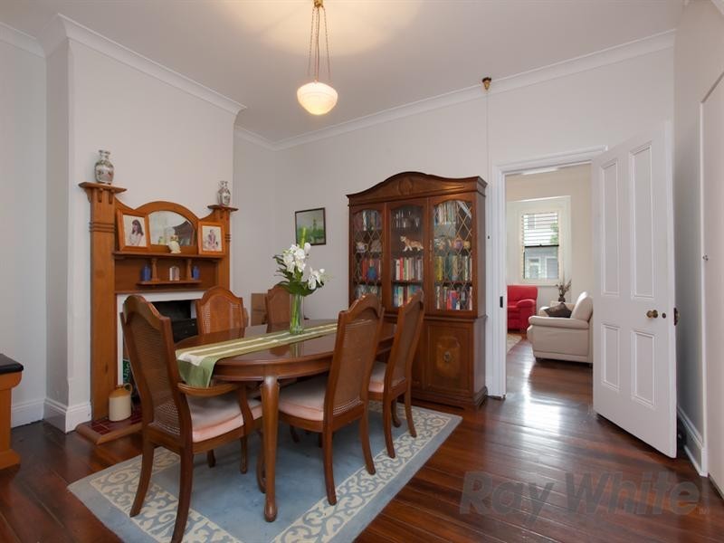 6 Zaara Street, Newcastle East NSW 2300