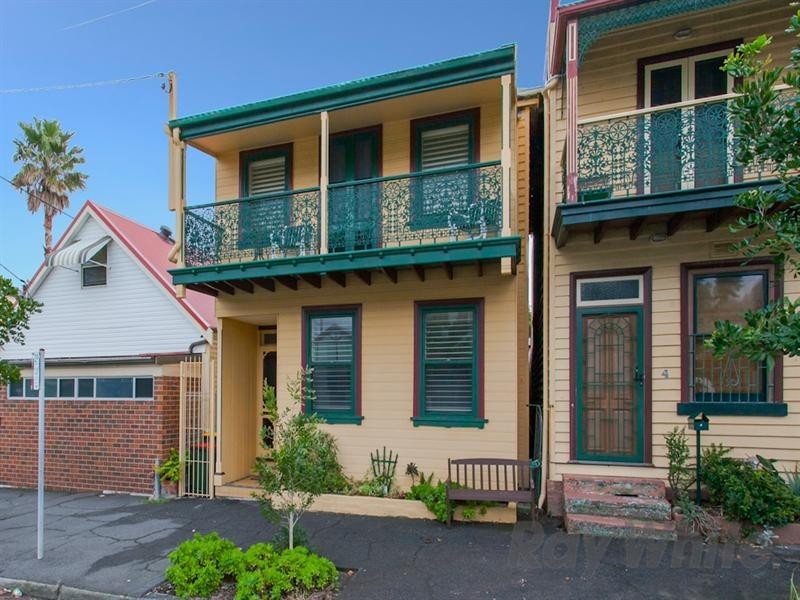 6 Zaara Street, Newcastle East NSW 2300