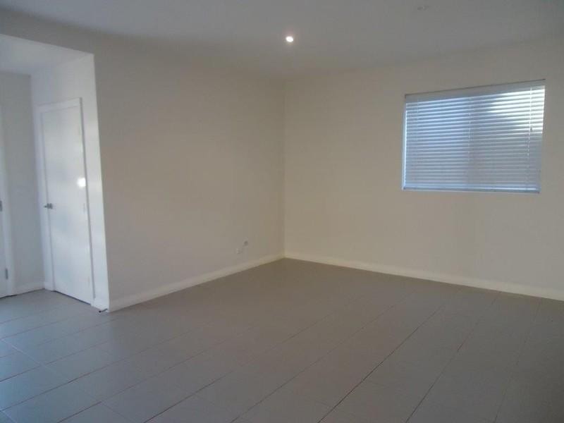 15 Cameron Street, Hamilton NSW 2303