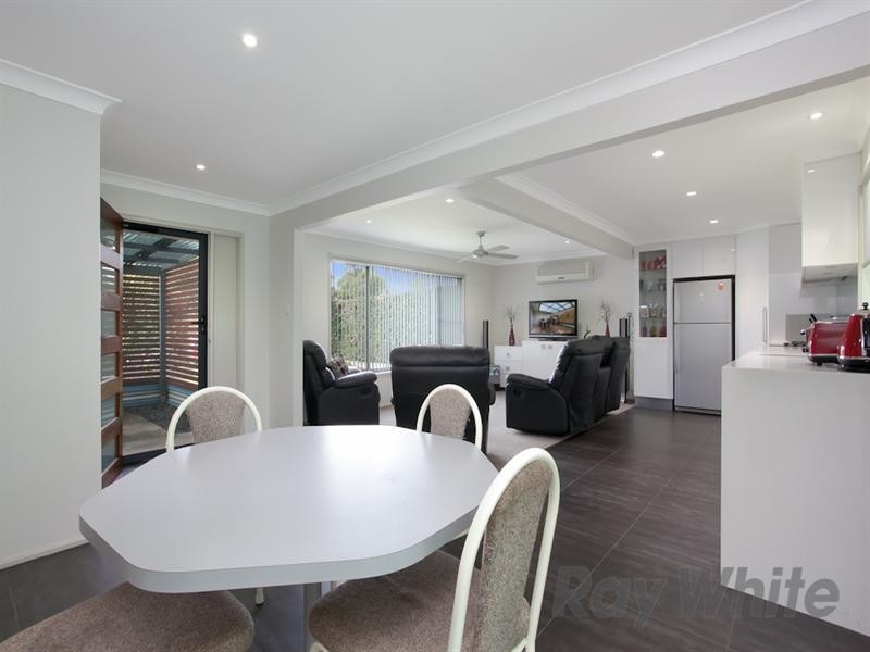 4 Maryland Drive, Maryland NSW 2287