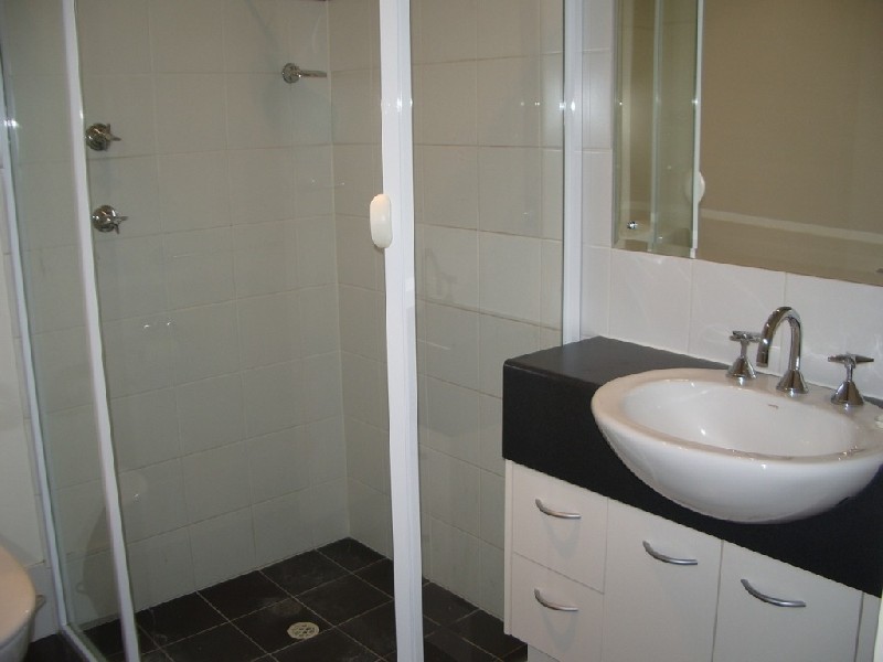 13 Sparmen Close, Adelaide SA 5000