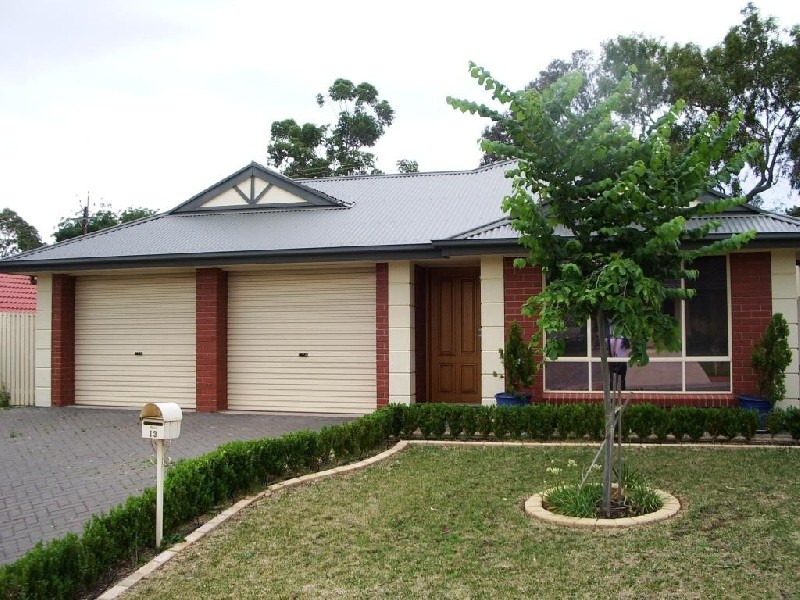 13 Merrivale Drive, Happy Valley SA 5159