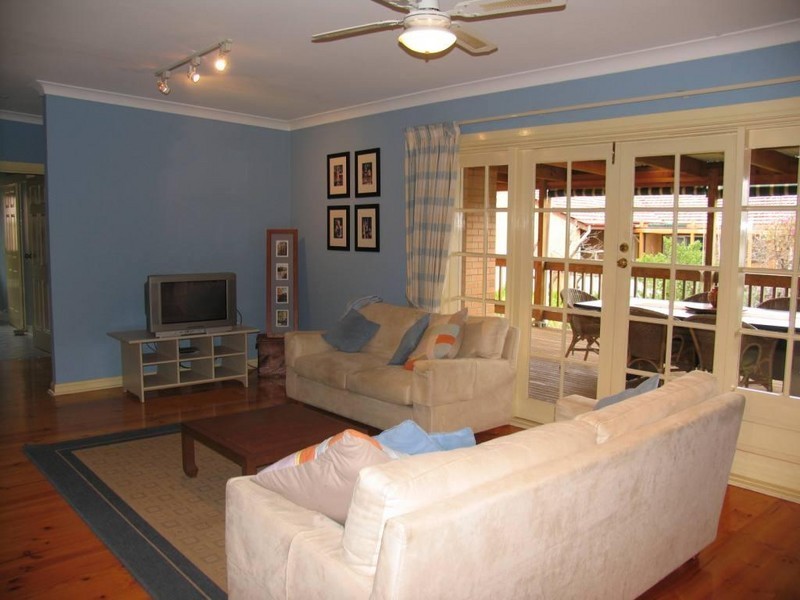 17 Catherine Street, Clapham SA 5062