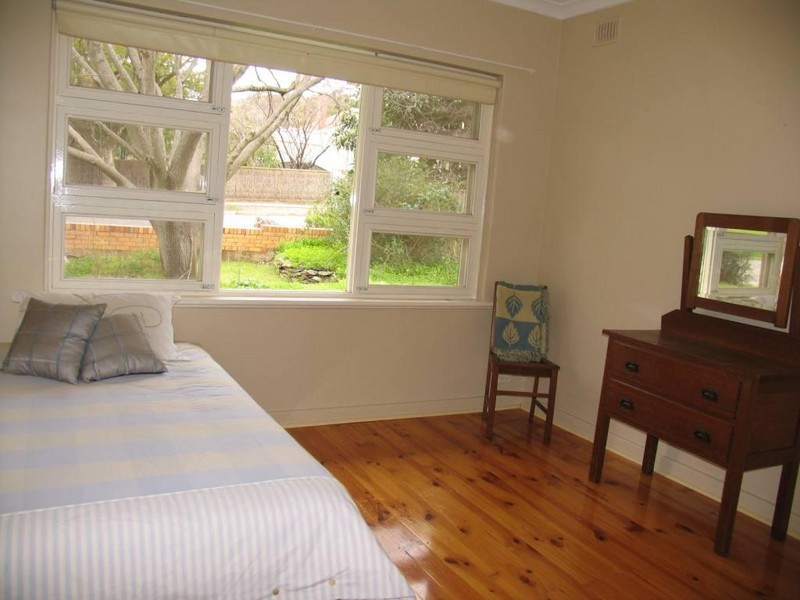 17 Catherine Street, Clapham SA 5062