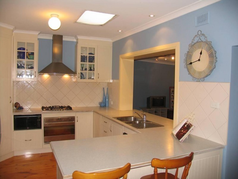 17 Catherine Street, Clapham SA 5062