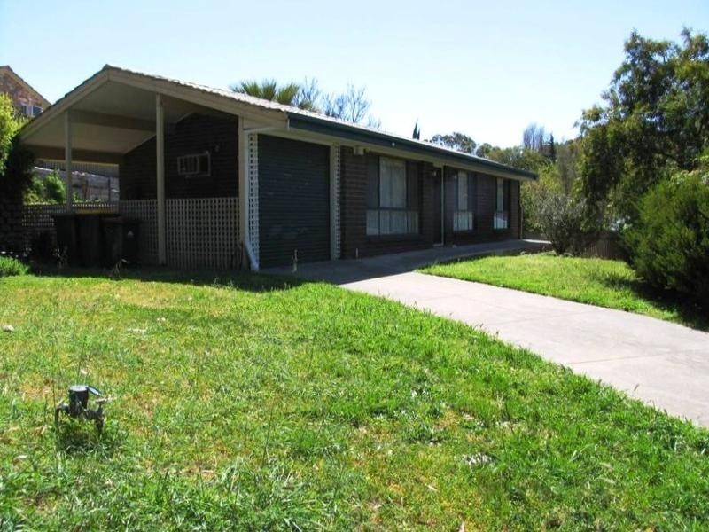 16 Ella Crescent, O’halloran Hill SA 5158