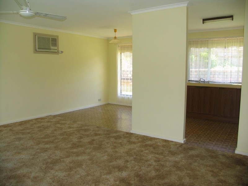 16 Ella Crescent, O’halloran Hill SA 5158