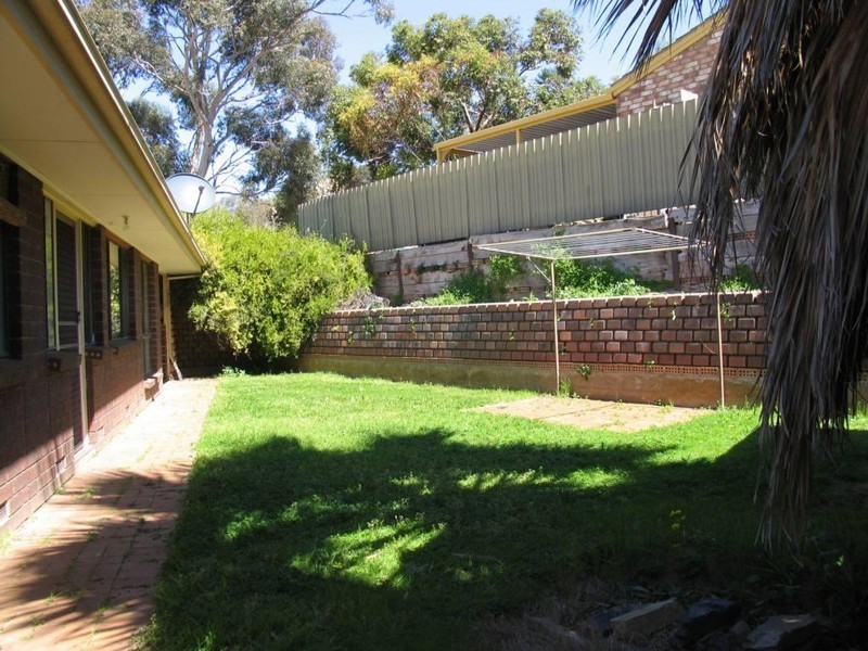 16 Ella Crescent, O’halloran Hill SA 5158