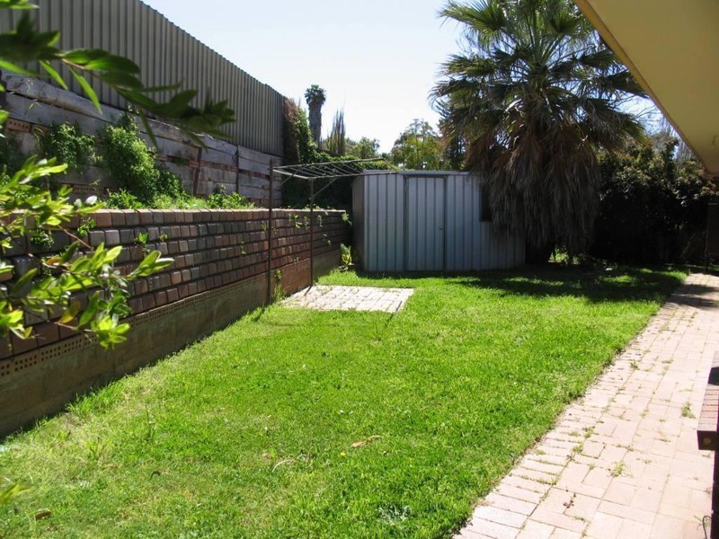 16 Ella Crescent, O’halloran Hill SA 5158