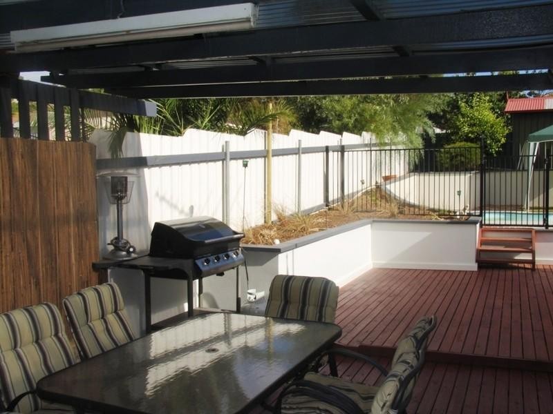 28 Woodhall Drive, Happy Valley SA 5159