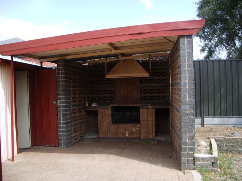 8 Terra Avenue, Mitchell Park SA 5043