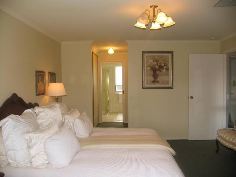 25 Caroline Court, Golden Grove SA 5125