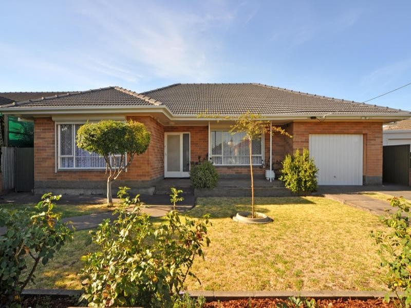 14 Tudor Avenue, Clovelly Park SA 5042