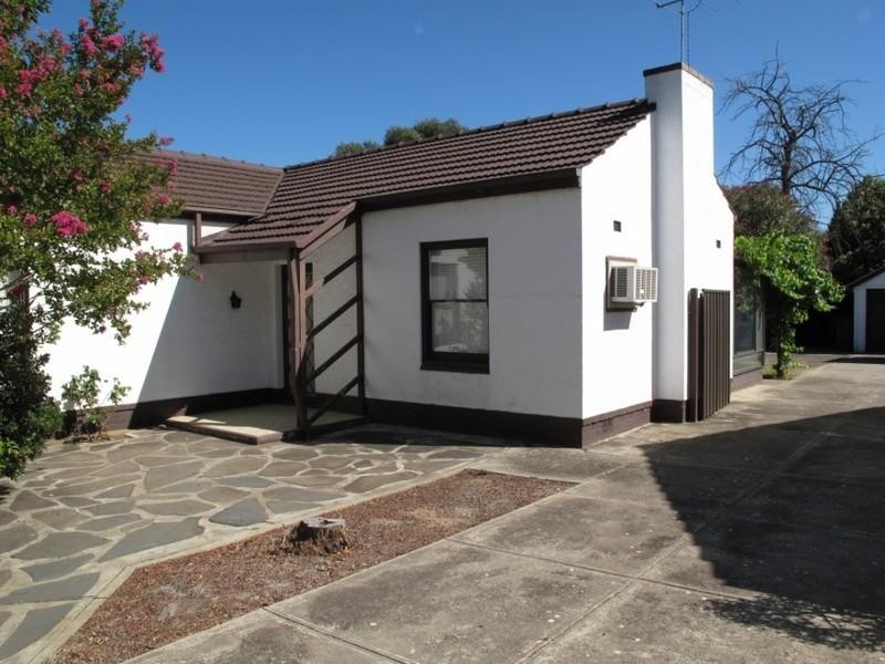 5 Neville Avenue, Clarence Gardens SA 5039