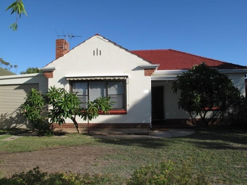 22 English Avenue, Clovelly Park SA 5042