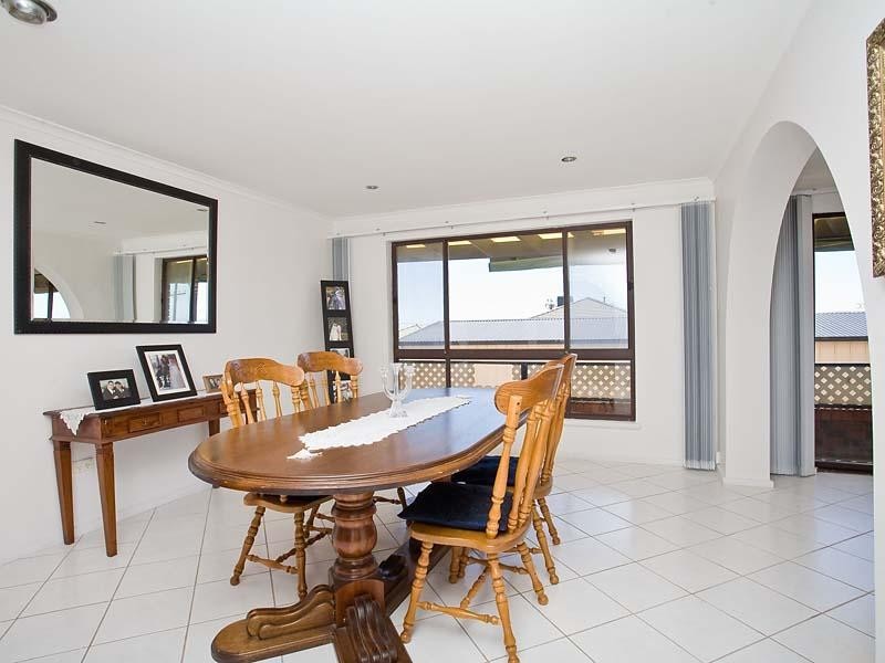 7 Grand Central Avenue, Hallett Cove SA 5158