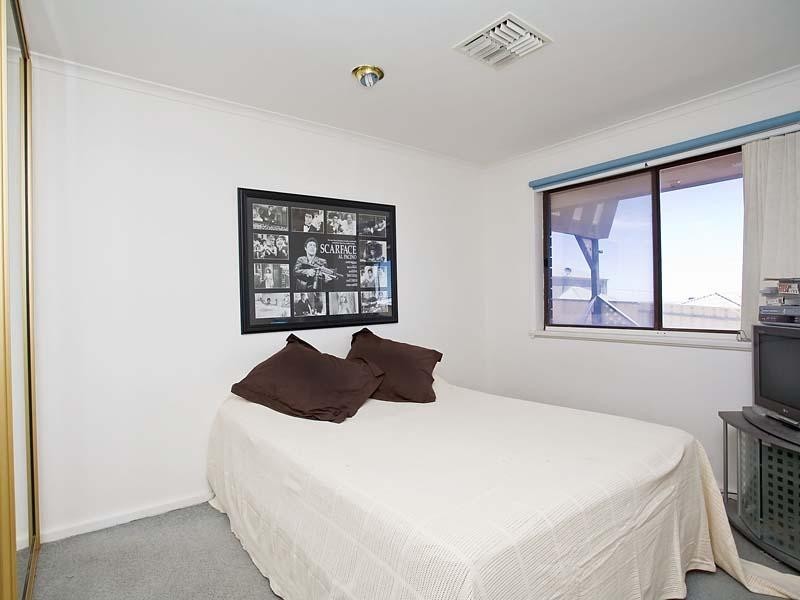 7 Grand Central Avenue, Hallett Cove SA 5158