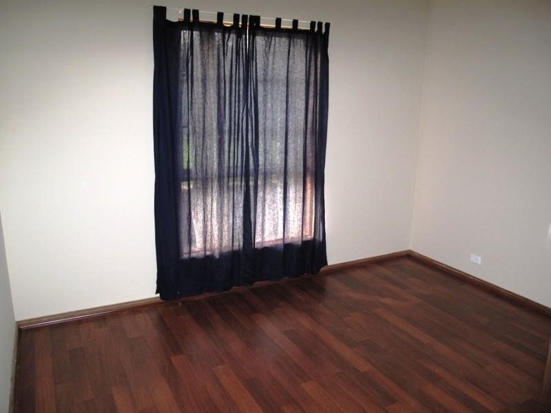 39 Rogana Crescent, Hallett Cove SA 5158