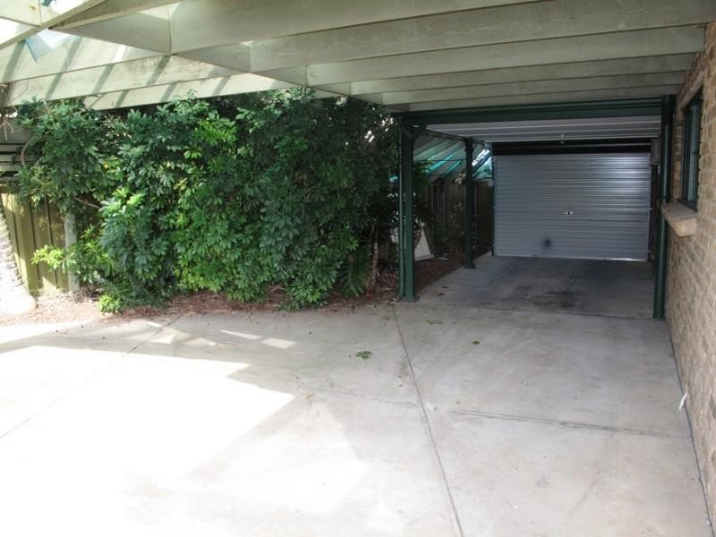 39 Rogana Crescent, Hallett Cove SA 5158