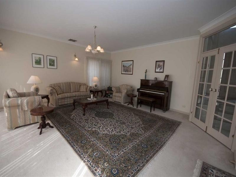 7 Land Crescent, Pasadena SA 5042