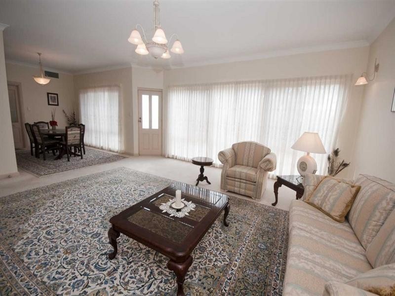 7 Land Crescent, Pasadena SA 5042