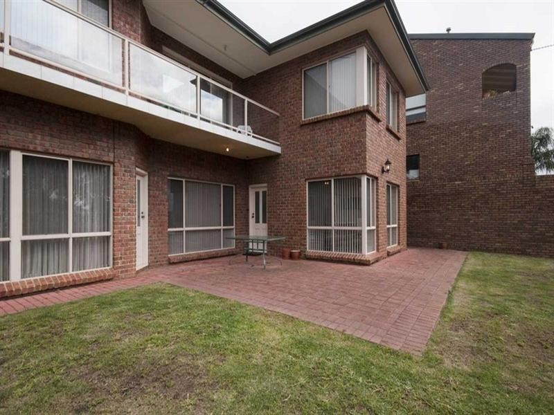 7 Land Crescent, Pasadena SA 5042