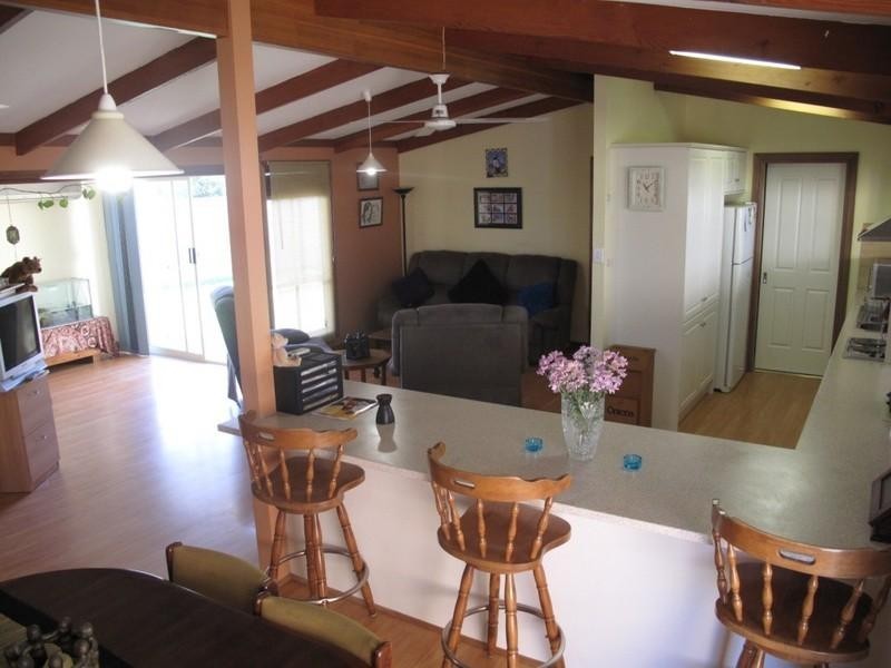 34 Harvey Crescent, Aldinga Beach SA 5173