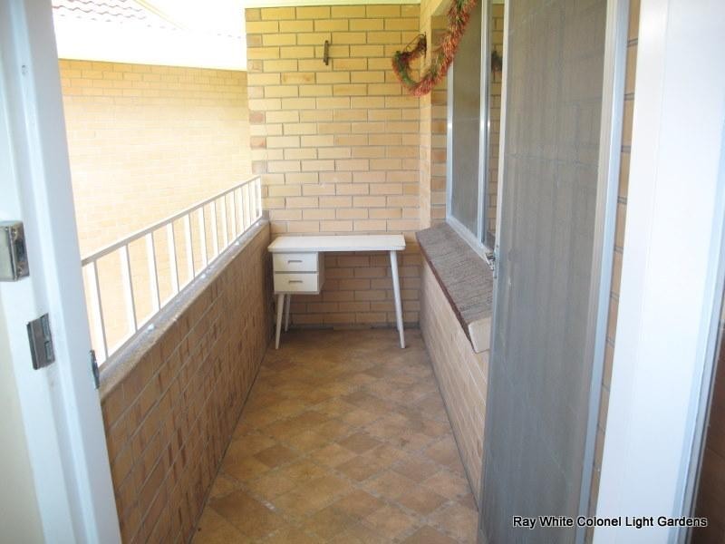 10/8 Overbury Drive, Clarence Park SA 5034