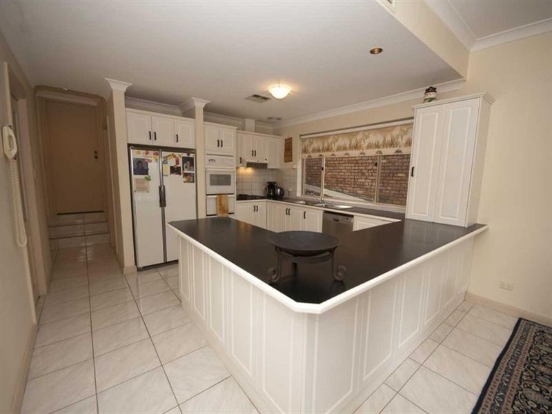 7 Land Crescent, Pasadena SA 5042