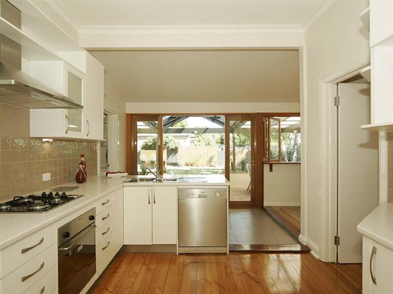 29 The Grove, Lower Mitcham SA 5062