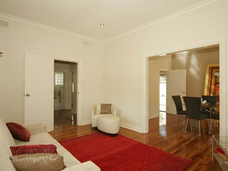 29 The Grove, Lower Mitcham SA 5062
