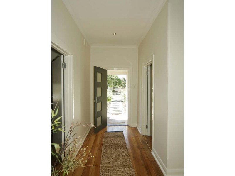 29 The Grove, Lower Mitcham SA 5062