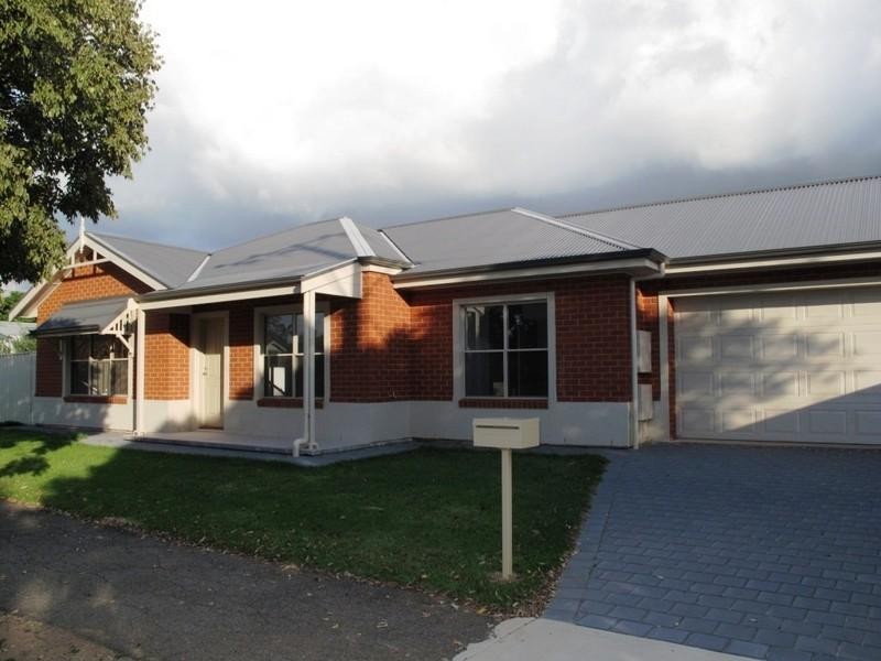 8 and 8a Crystal Avenue, St Marys SA 5042