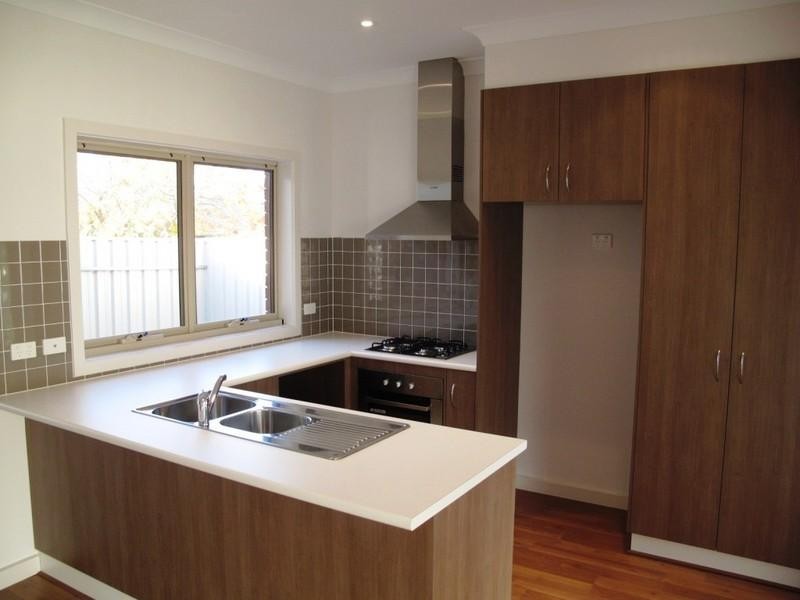 8 and 8a Crystal Avenue, St Marys SA 5042